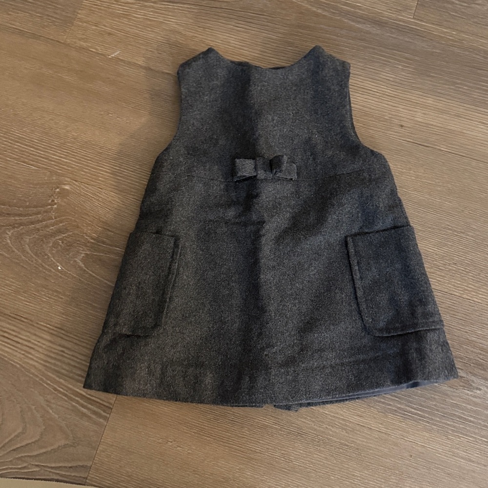 Jacadi baby girl wool blend grey sleeveless dress with bow embellishment size 6m